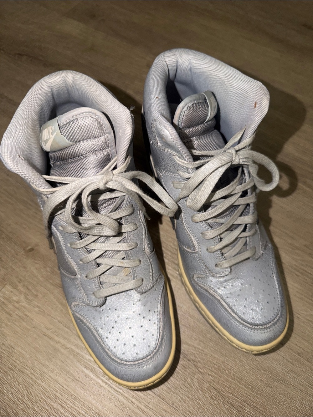 Nike Women's High Top Wedge Sneakers size 7.5 - Picture 2 of 9